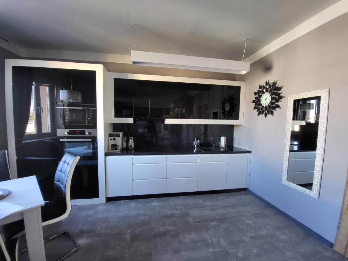 Lupus Apartment *