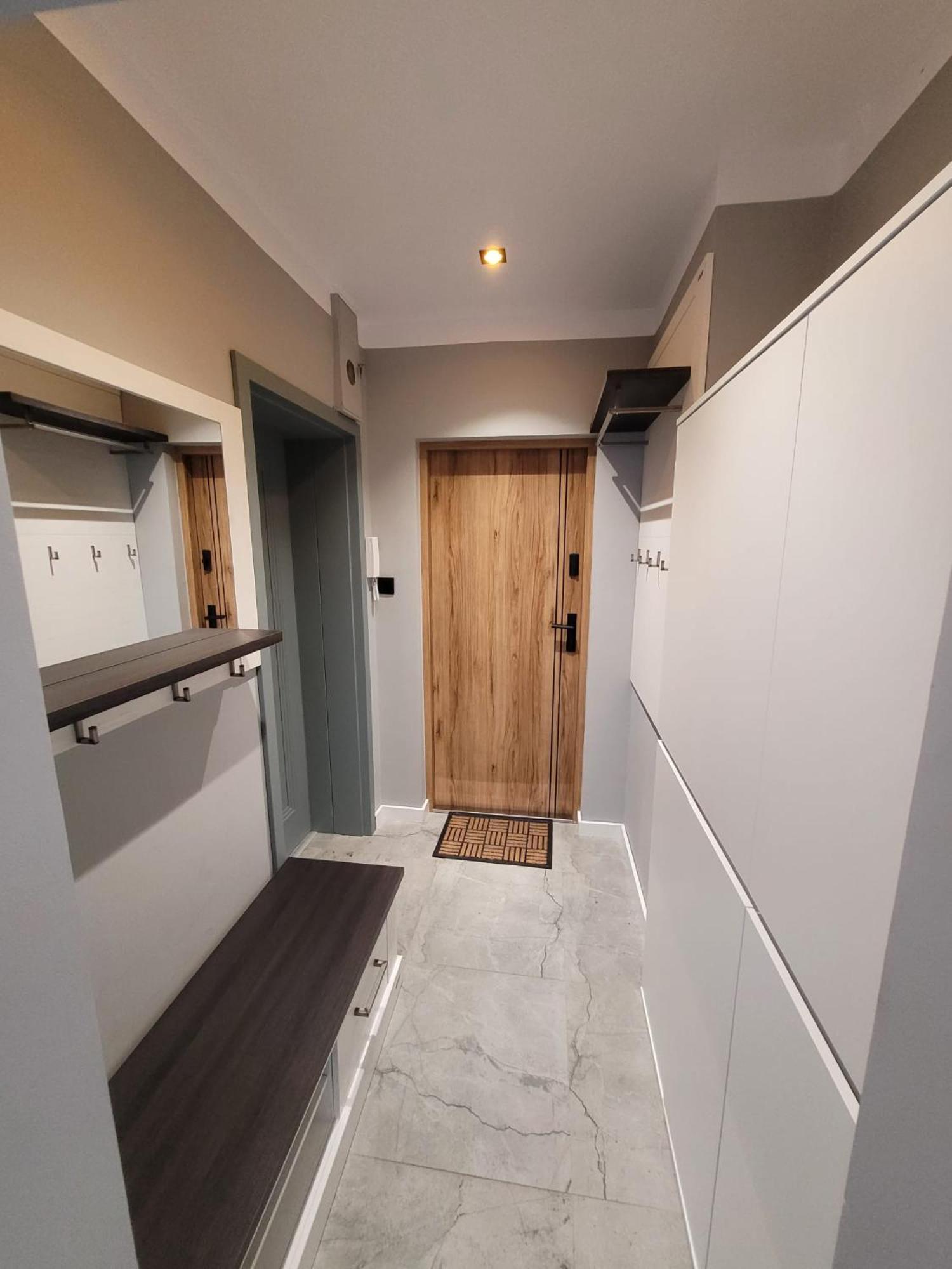 Apartment Lupus