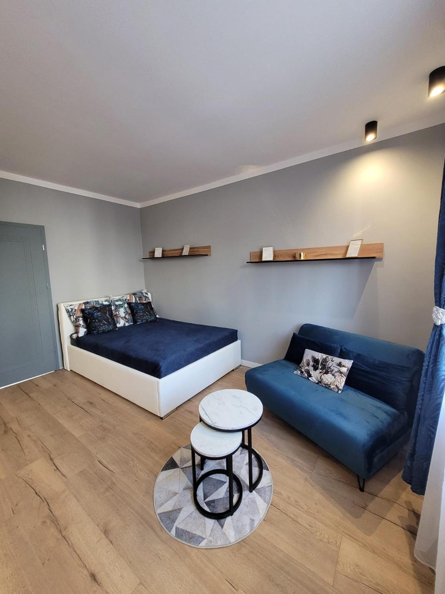 Lupus Apartment